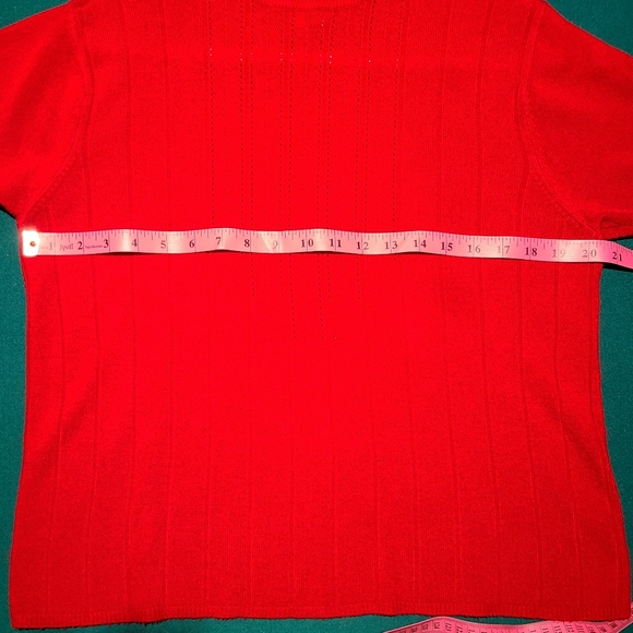 Vintage red short sleeve sweater - Picture 4 of 5